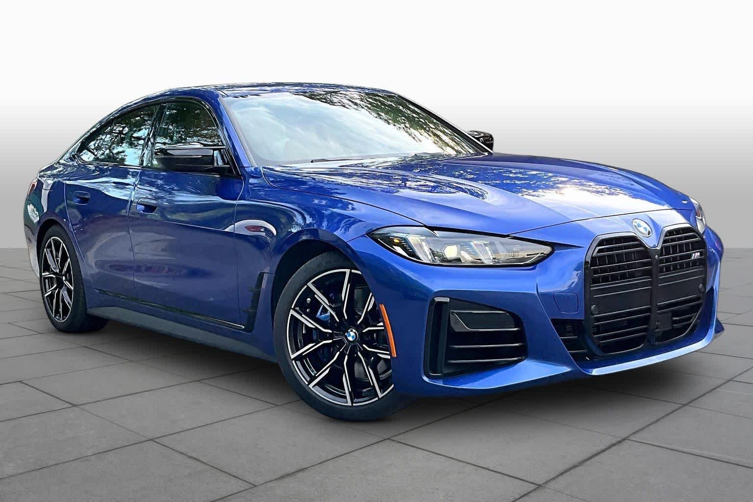 Used 2025 Portimao Blue Metallic BMW M440i image 3