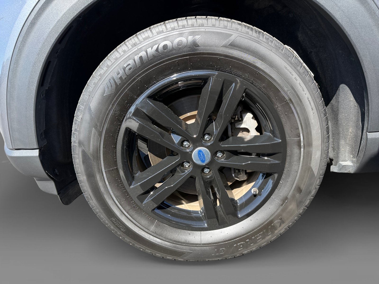 Used 2023 Gray Metallic Ford XLT image 9