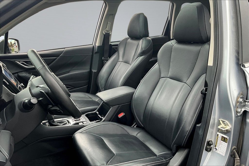 Used 2021 Silver Subaru Touring image 21