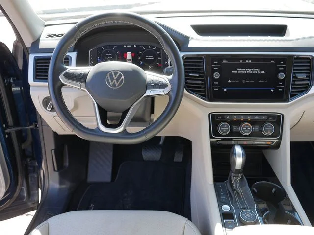 Certified Used 2022 Blue Volkswagen 3.6L V6 SE w/Technology image 22