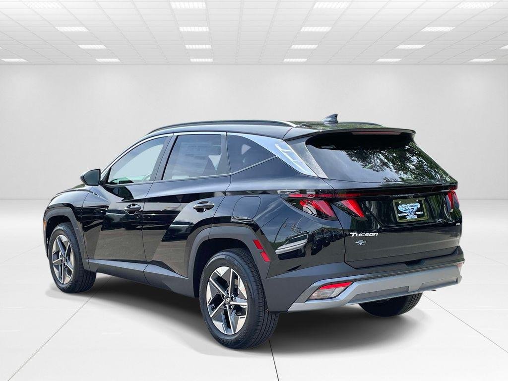 New 2026 Black Hyundai SEL AWD image 4