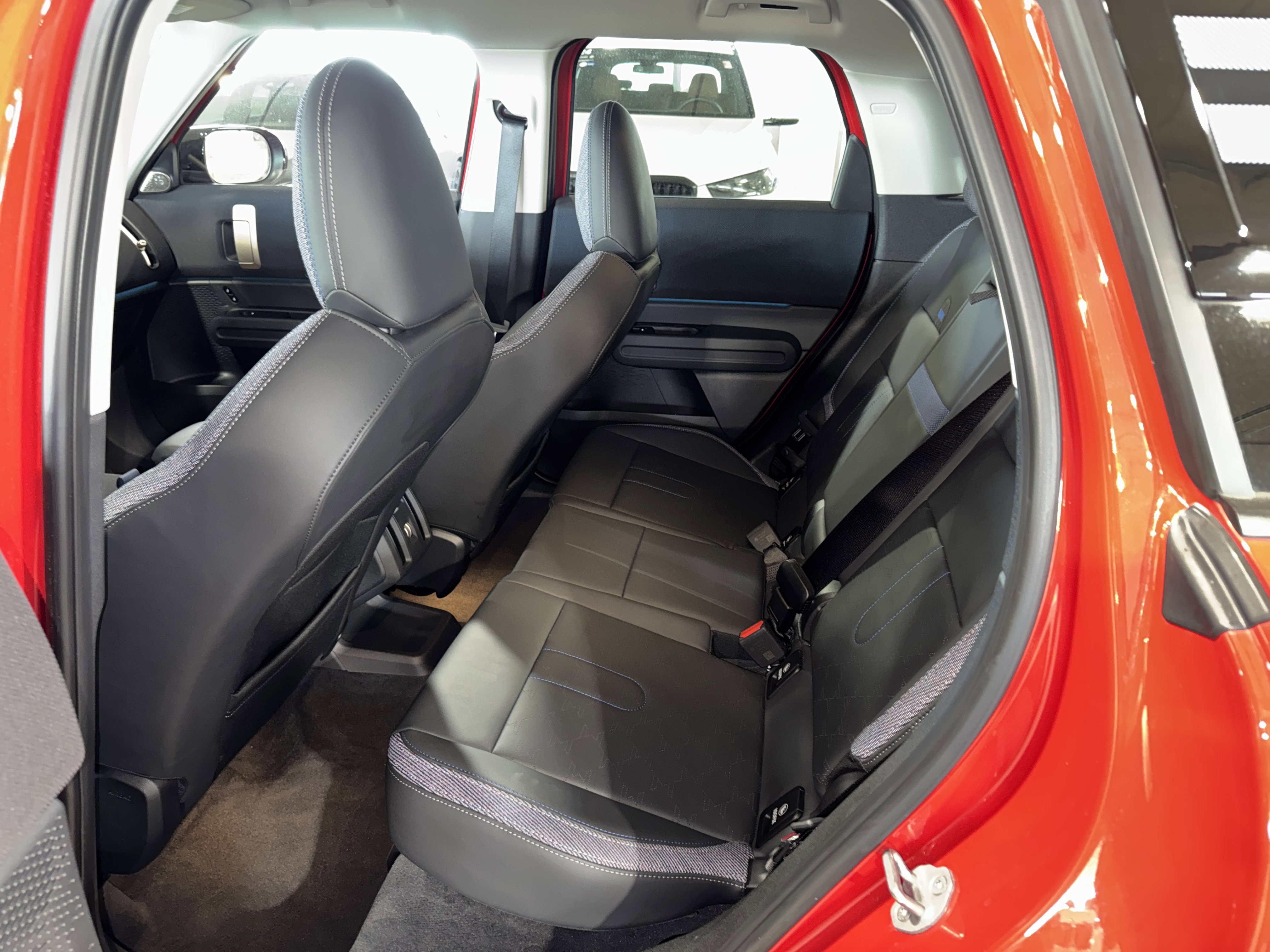 Used 2025 Chili Red II MINI S image 15