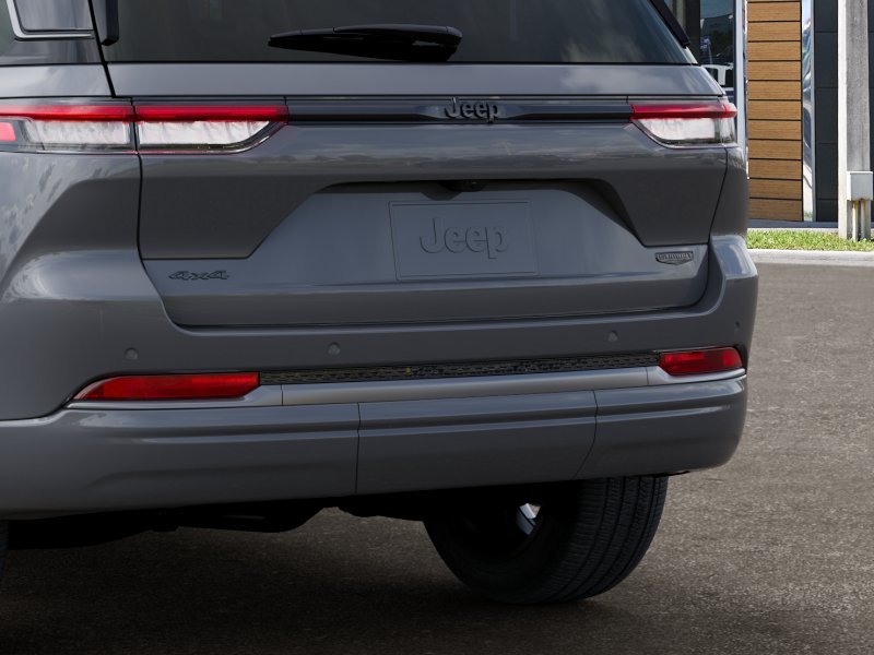 New 2027 Gray Jeep Summit image 39