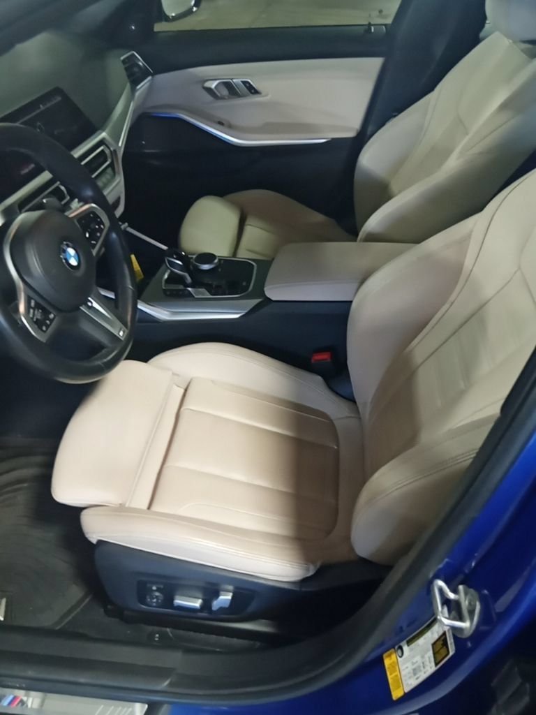 Used 2022 Blue Metallic BMW M340i image 9