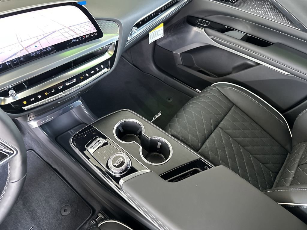 2026 Cadillac LYRIQ V Premium - Photo 28