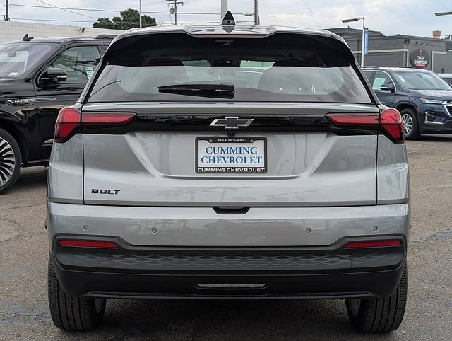 New 2027 Sterling Grey Metallic Chevrolet LT image 9