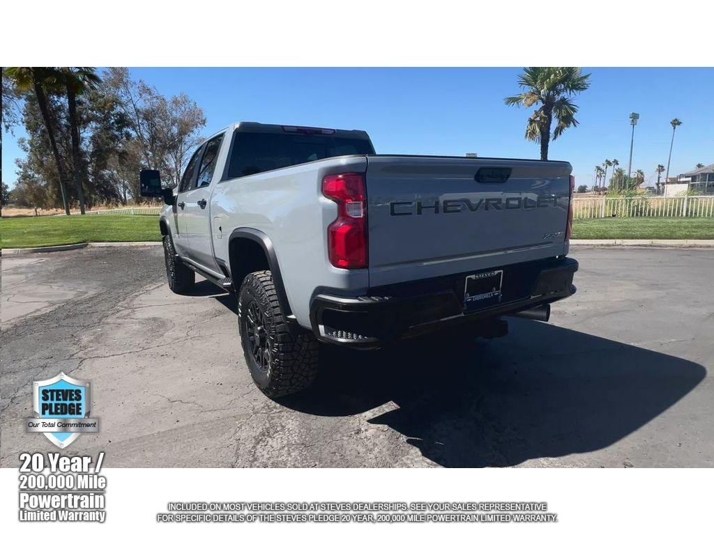 2024 Chevrolet Silverado 2500HD ZR2 - Photo 11