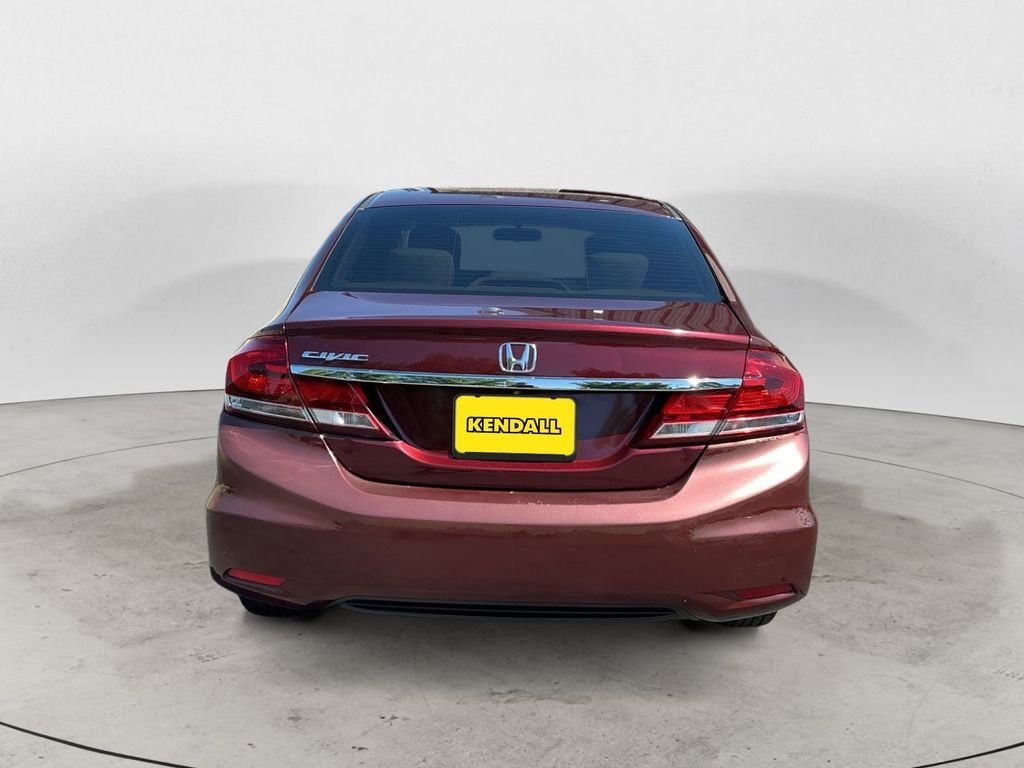 Used 2015 Red Honda LX image 6