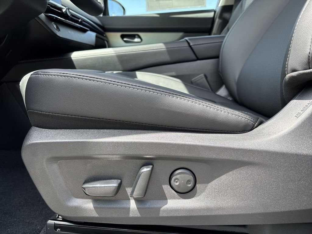 New 2026 Gray Nissan SL image 14