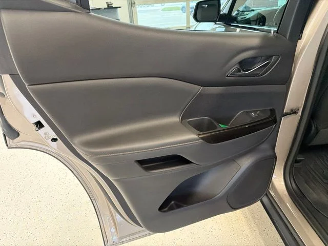 2023 GMC Acadia AT4 - Photo 43
