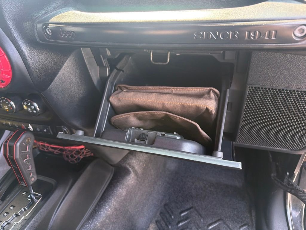 Used 2018 Black Jeep Unlimited Rubicon image 40