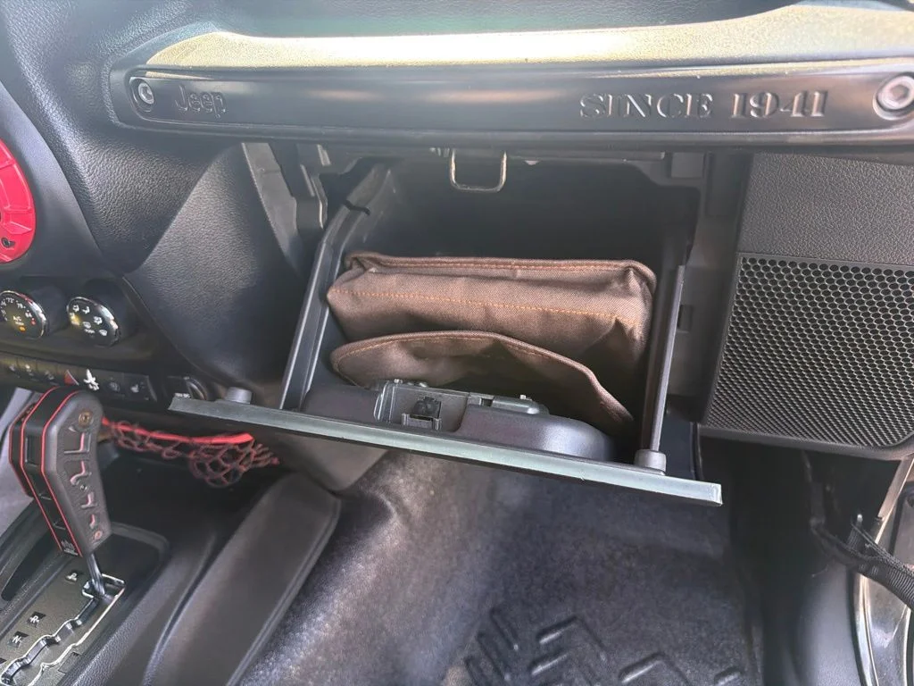 Certified Used 2018 Black Clearcoat Jeep Unlimited Rubicon image 40