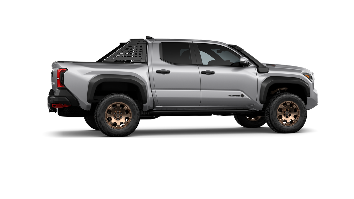 New 2026 Celestial Silver Metallic Toyota Trailhunter image 34