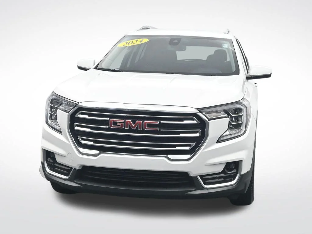 Certified Used 2024 Summit White GMC SLT image 2