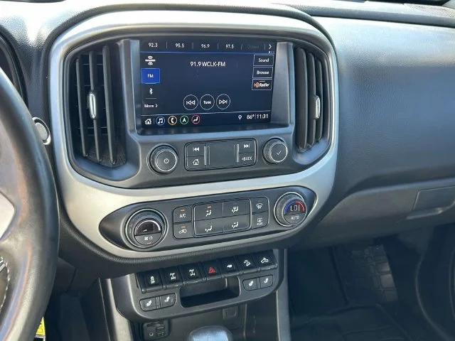 Used 2022 Beige Chevrolet ZR2 image 21