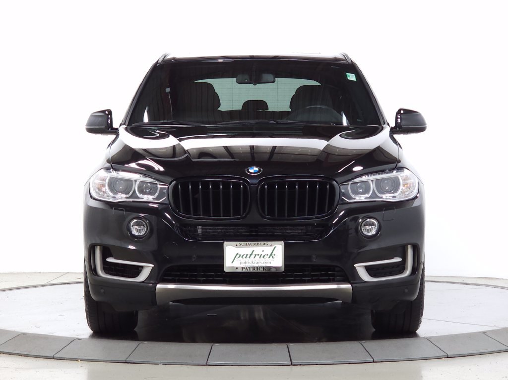 Used 2017 Black Sapphire Metallic BMW xDrive50i image 2