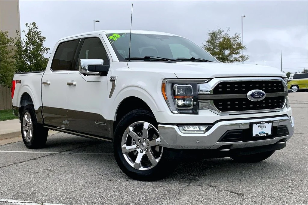 Used 2023 White Ford King Ranch image 34