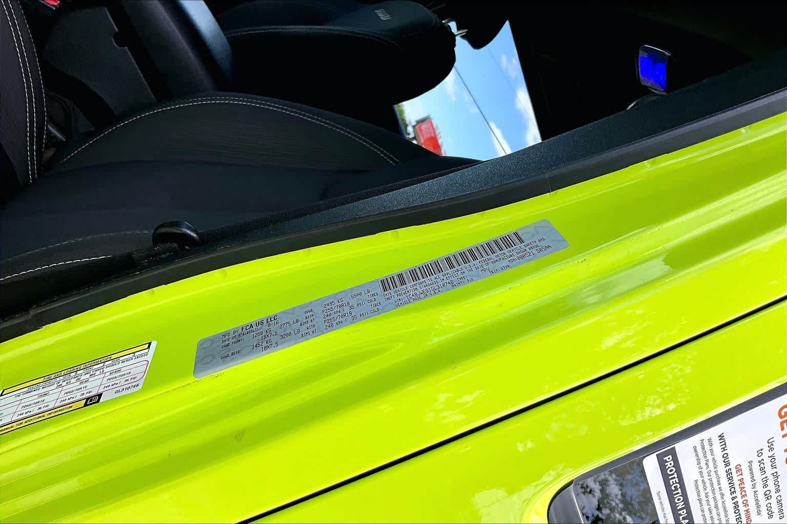 Used 2016 Hypergreen Clearcoat Jeep Sahara image 31
