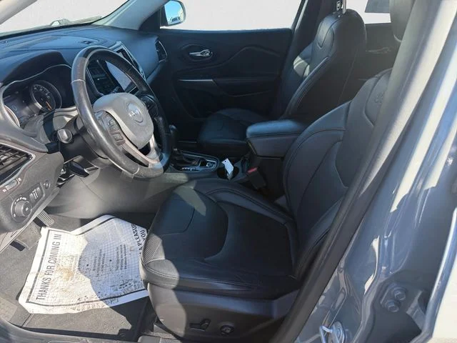 Used 2019 Sting-Gray Clearcoat Jeep Limited image 9