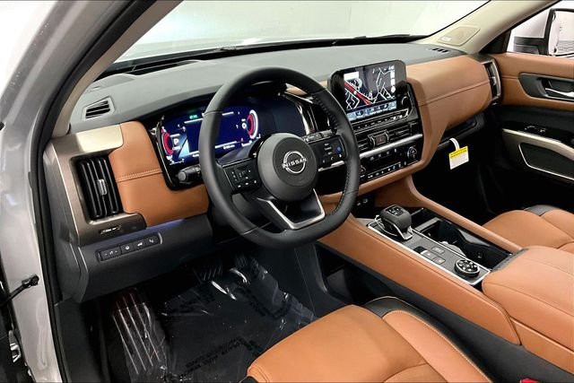 New 2025 Brilliant Silver Metallic Nissan Platinum image 7