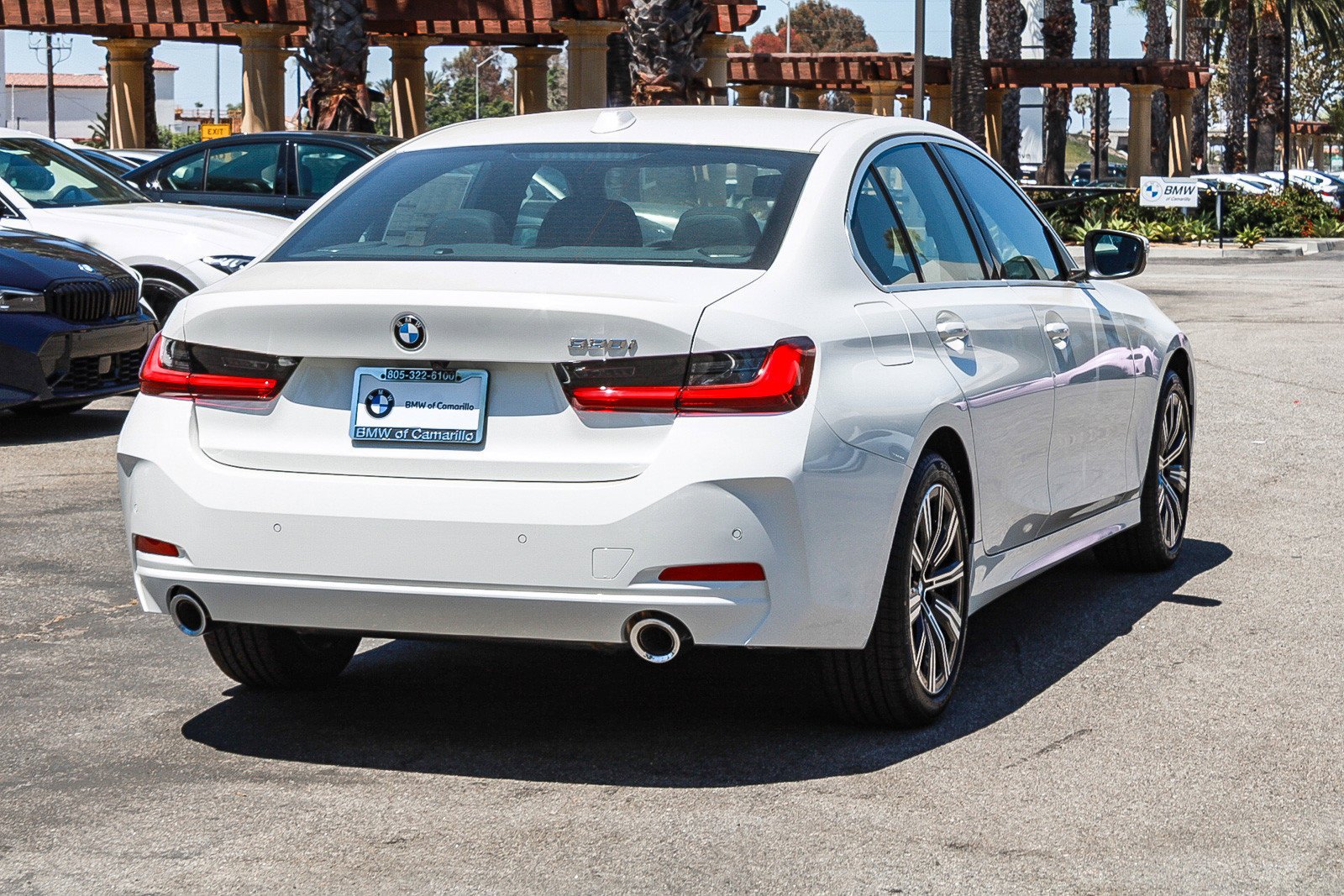 New 2026 Alpine White BMW 330i image 4