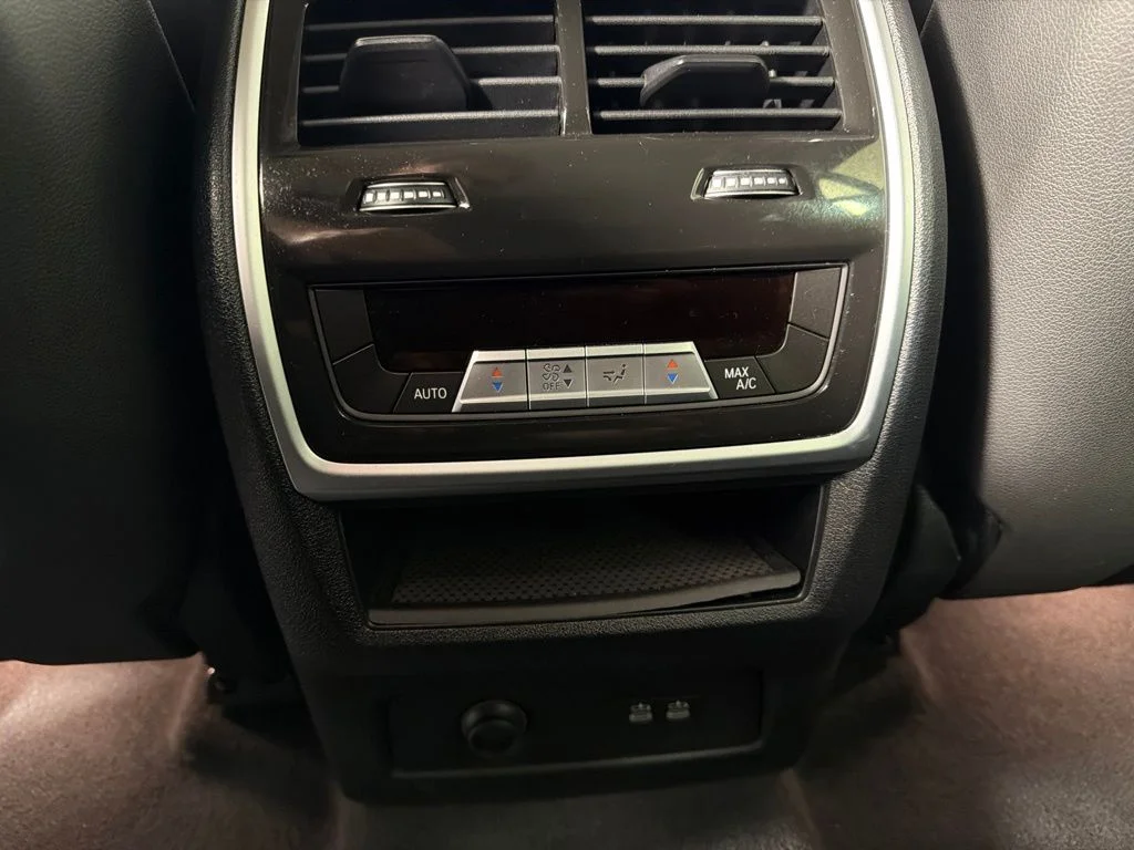 2023 BMW X7 40i - Photo 18