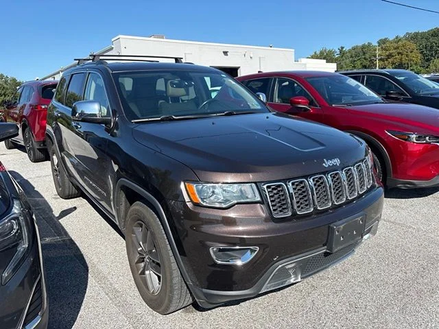Used 2017 Brown Jeep Limited image 4