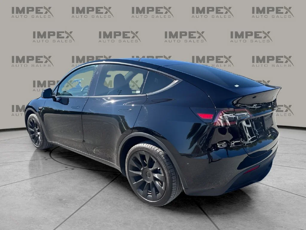 Used 2023 Black Tesla Long Range image 3