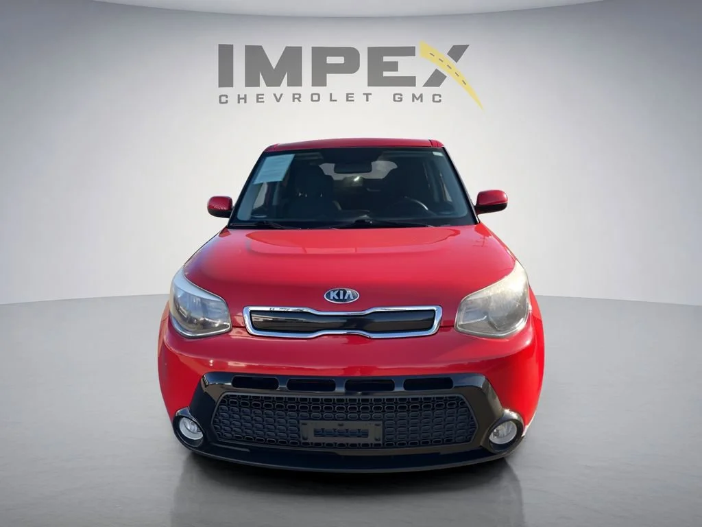 Used 2016  Kia + image 8