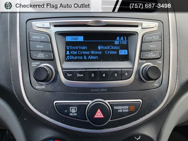 Used 2017 Pulse Red Hyundai SE image 15