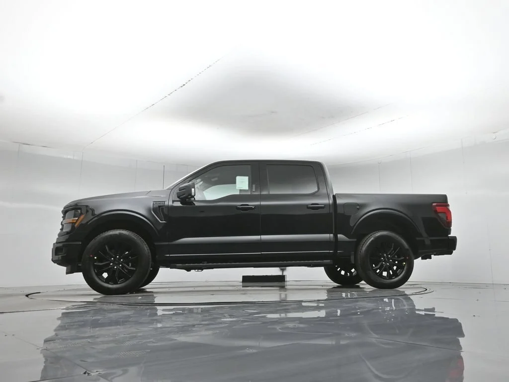 New 2026 Agate Black Metallic Ford XLT image 56