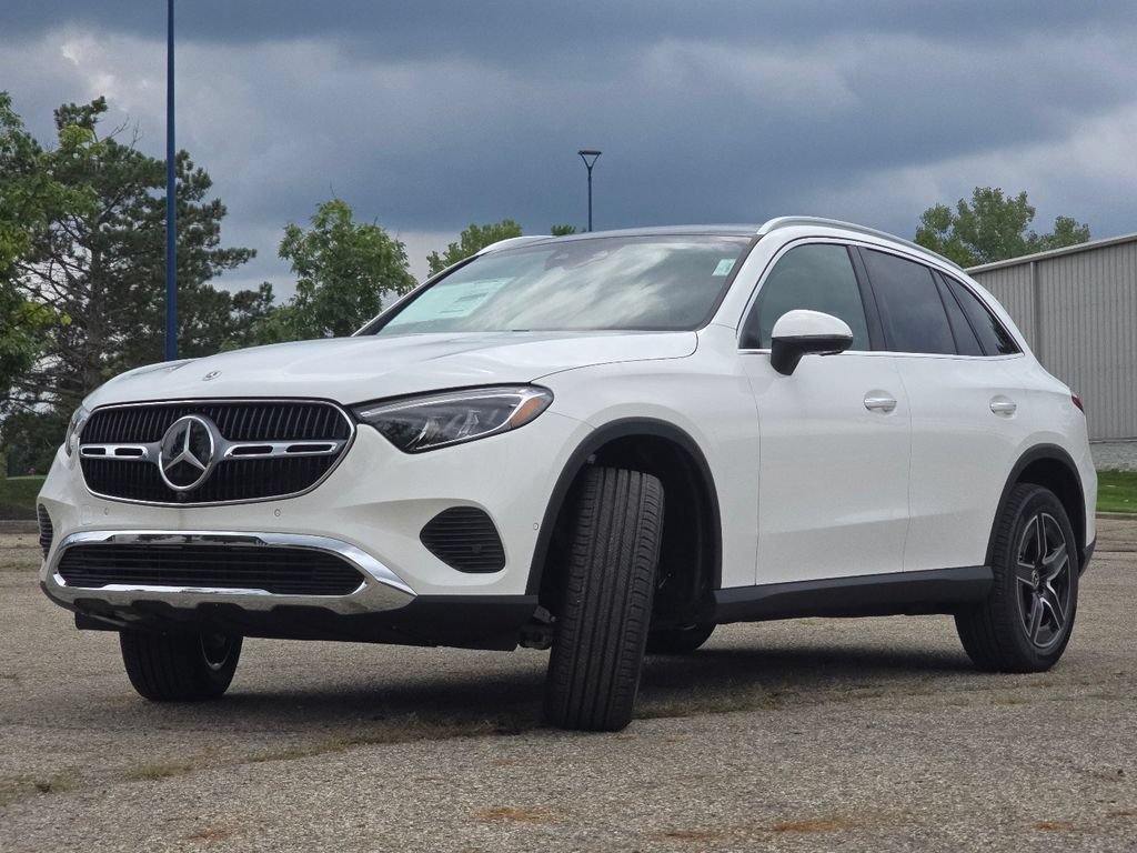 New 2027 Polar White Mercedes-Benz GLC 300 image 51