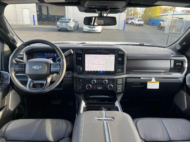 New 2026 Star White Metallic Tri-Coat Ford F-250® Platinum® image 33