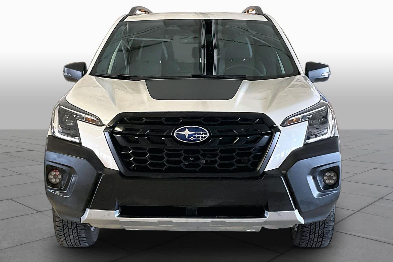 Used 2023 Crystal White Pearl Subaru Wilderness image 3