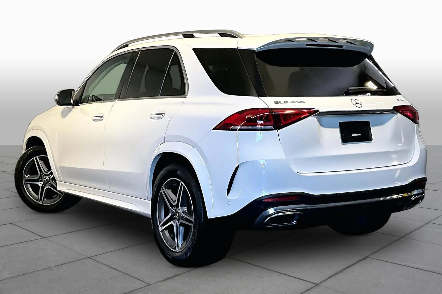 Certified Used 2023 Polar White Mercedes-Benz GLE 450 image 12