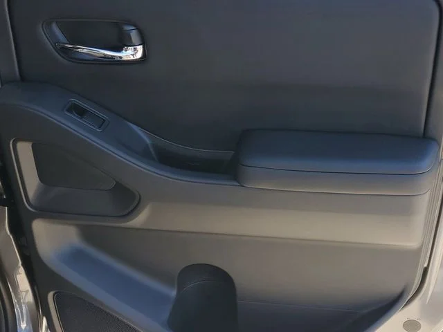 2026 Nissan Frontier SV - Photo 27