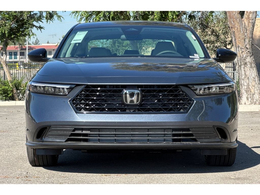 New 2026 Meteorite Gray Metallic Honda SE image 9