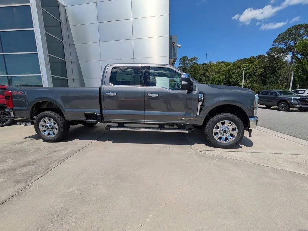 New 2026 Carbonized Gray Metallic Ford Lariat image 3