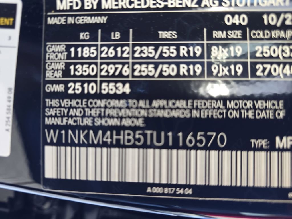 Certified Used 2026 Black Mercedes-Benz GLC 300 image 40
