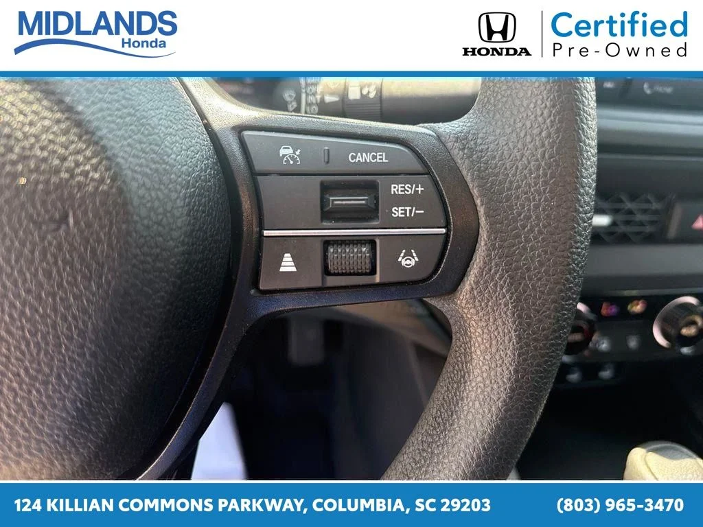 Certified Used 2025 Solar Silver Metallic Honda SE image 18