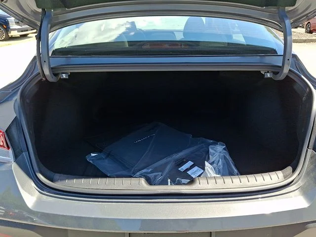 New 2026 Gray Hyundai SE image 20