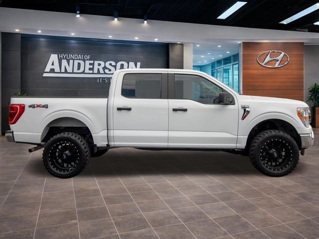 Used 2022  Ford XLT image 9