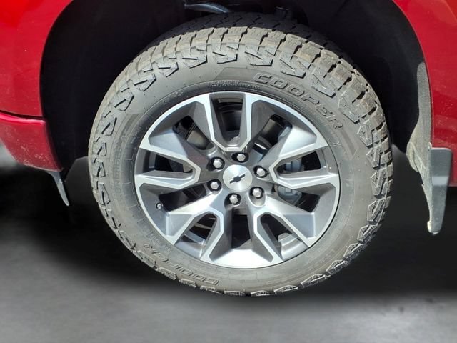 Used 2024 Radiant Red Tintcoat Chevrolet RST image 16