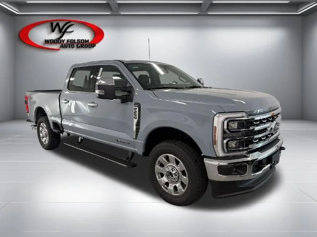 New 2026 Glacier Gray Metallic Tri-Coat Ford F-250® Lariat® image 22