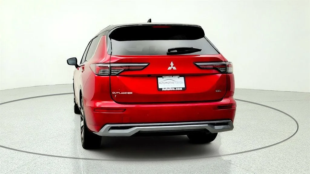 Used 2025 Red Diamond/Black Roof Mitsubishi SEL w/ Premium Package image 6