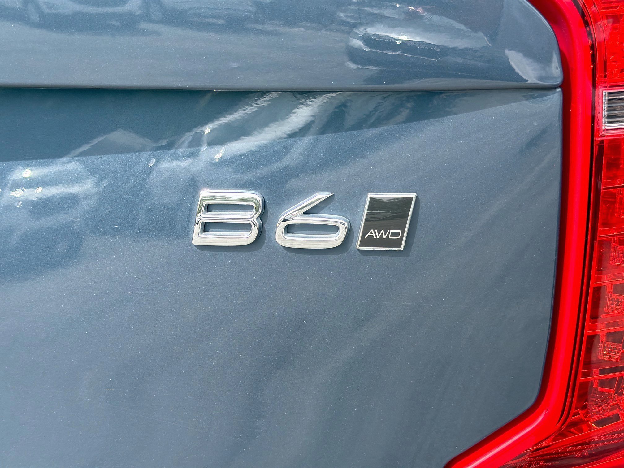Used 2023 Thunder Gray Metallic Volvo Plus image 10