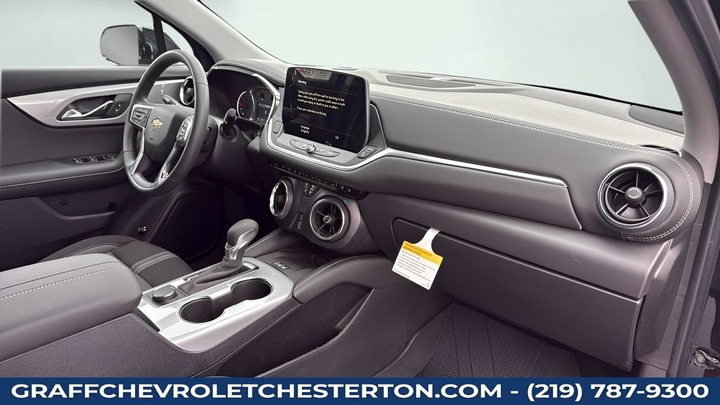 New 2026 Black Chevrolet 2LT image 31
