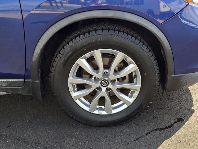 Used 2018 Blue Nissan SV image 7