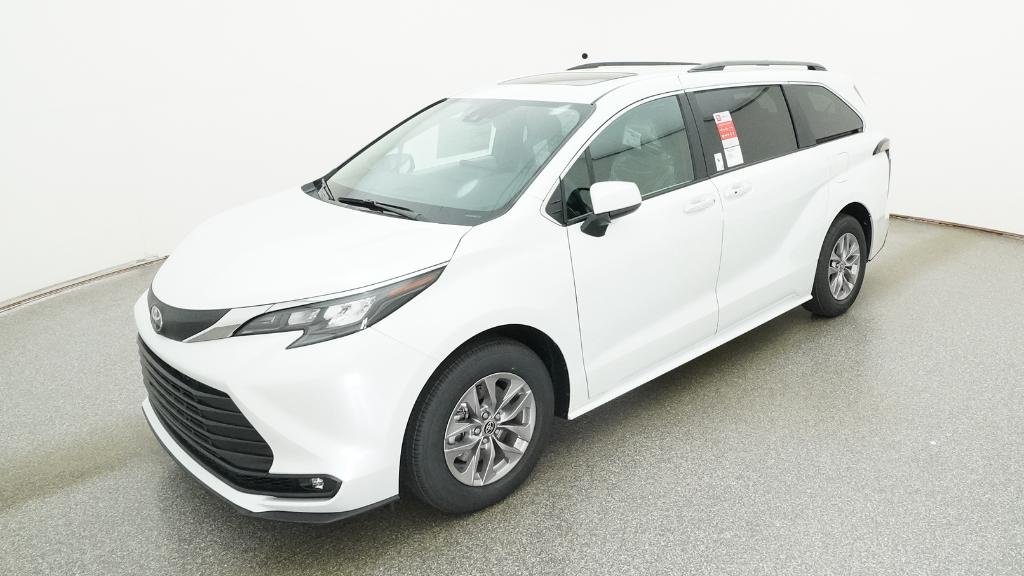2026 Toyota Sienna XLE 8-Passenger Hybrid FWD's photo
