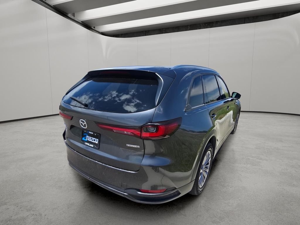 Used 2025 Machine Gray Metallic Mazda Preferred Package image 5